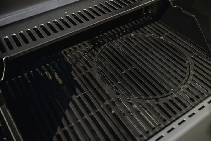 Enders Gasgrill Monroe II Pro 3 SIKR TURBO inkl. Wetterschutzhaube